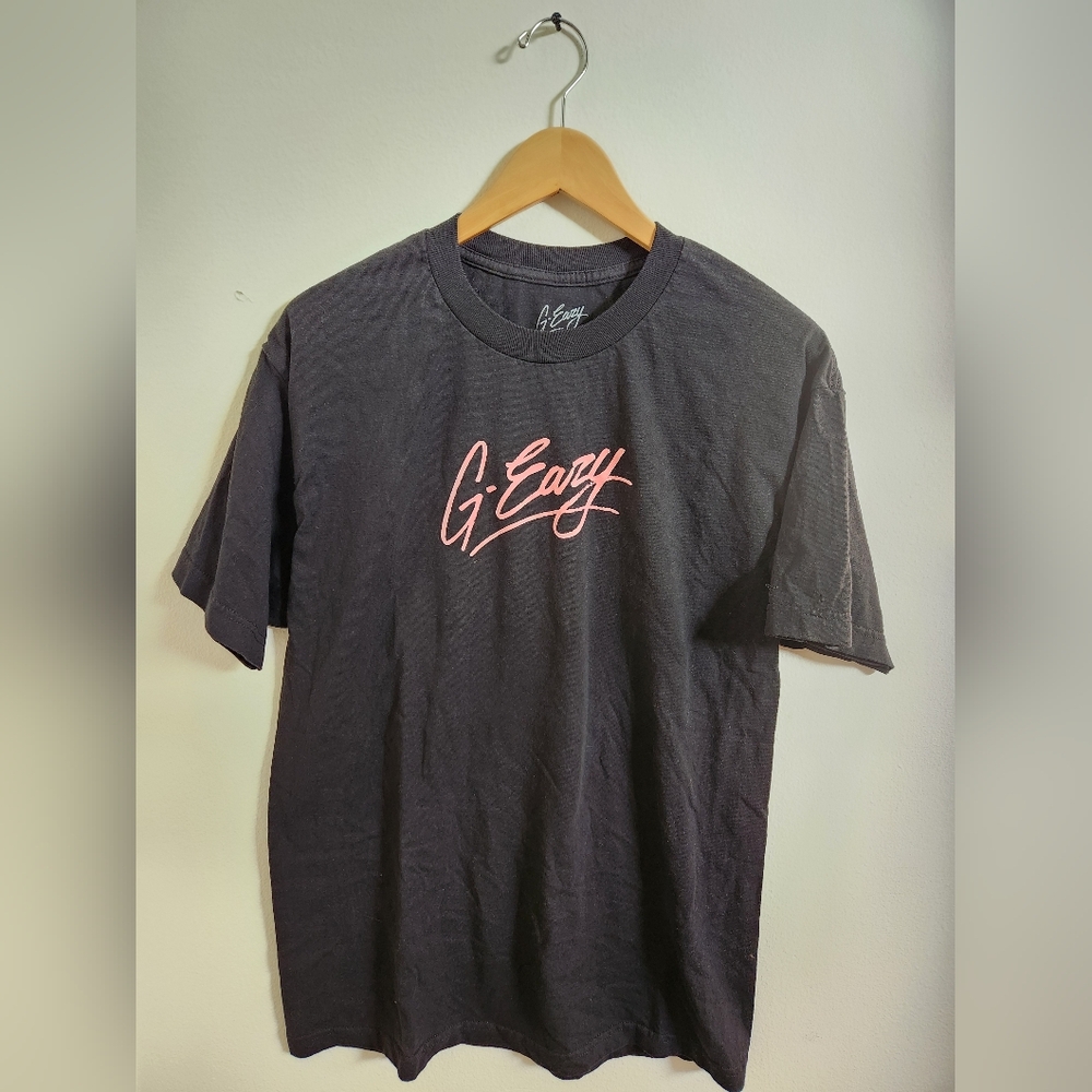 G-Eazy Men's Shirt Pink Script Concert Tee Short Sleeve‎ Black Large
